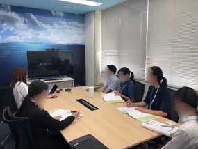 先陣を切って企業見学へ!多様な働き方にふれる