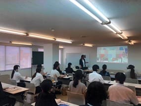 猛暑にも負けず!8社を巡る企業見学